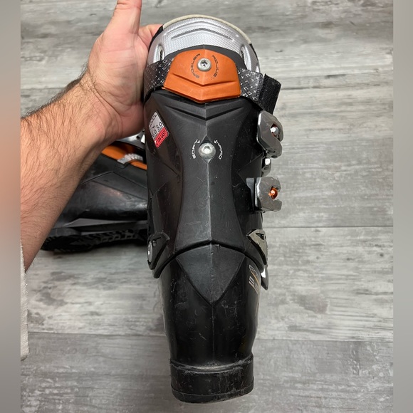 Head Edge Black 260/265 Ski Boots size 9.5 main image 9